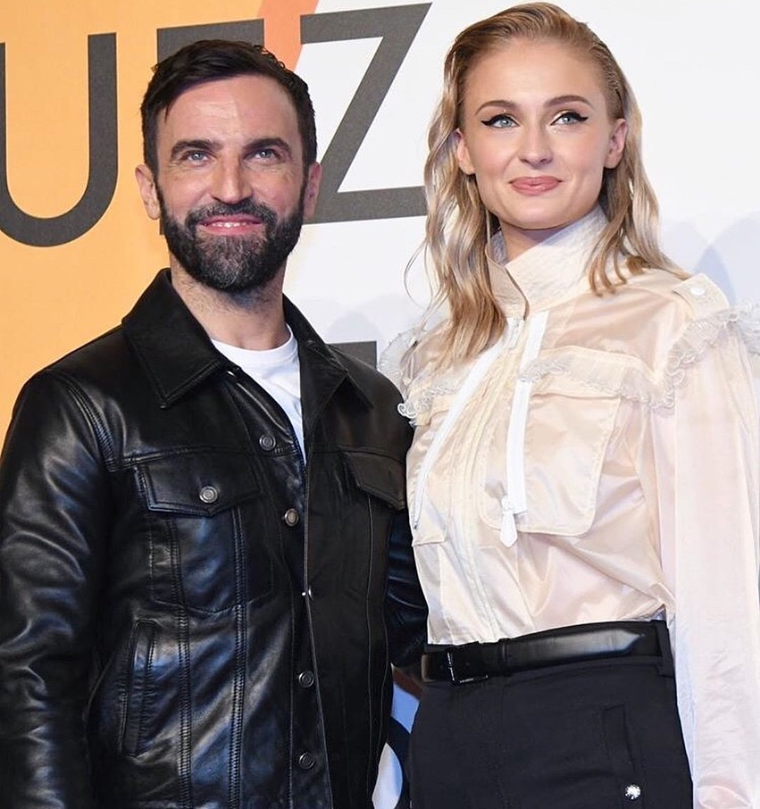 @sophiet and @nicolasghesquiere at the opening night of the @louisvuitton “Volez, Voguez, Voyagez” exhibition .
.
.
.
.
.
.
.
.
@kateyoung @hungvanngo @cwoodhair