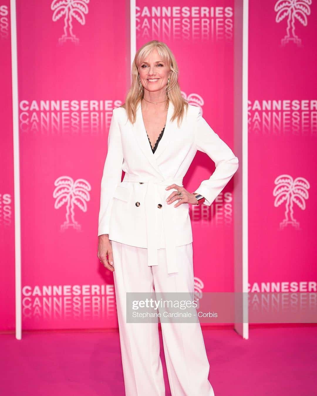 The fabulous Joely Richardson attends for the world premiere The Rook, the new series coming to @starz. 
.
Styling by @jennifer.michalski.bray.style. 
Glam by @alexisdayhmu.
.