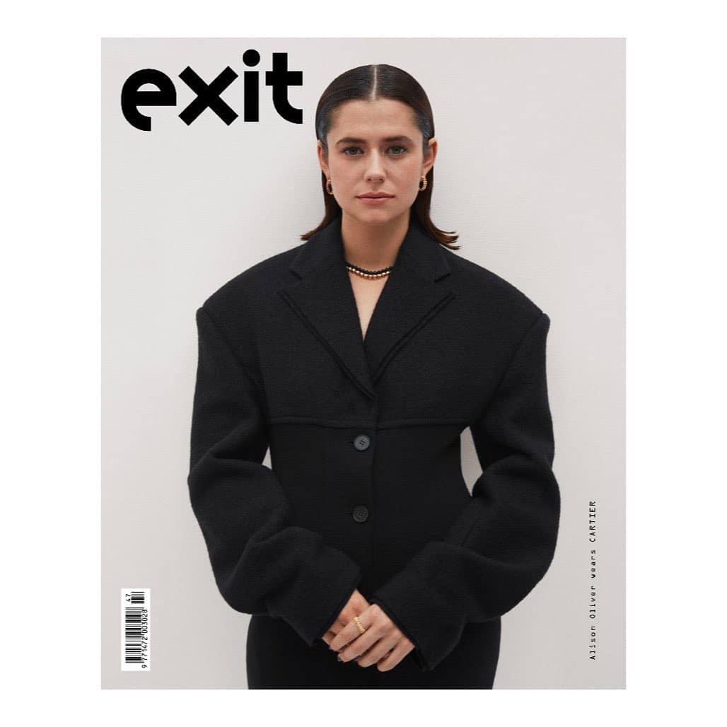 ️ @alisonjoliver covers @exit_magazine wearing @cartier discussing her lead role in Portia Coughlan at the @almeida_theatre ️
.
.
.
📸 @ambergracedixon 
 @caitlin__moriarty 
 @lucyburt1 
️ @rokuroppongi 
 @cherriesnow 
.
.
.