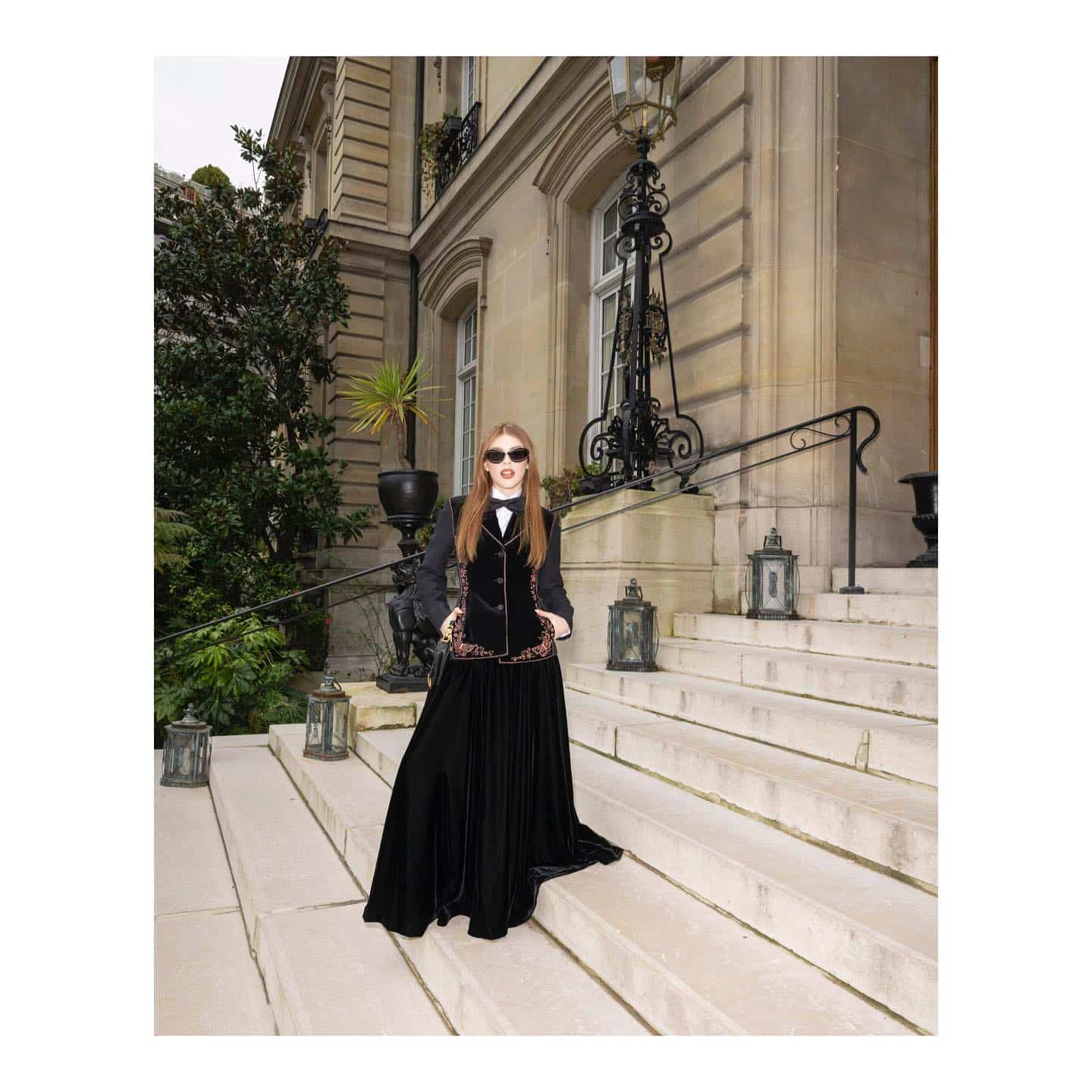 🖤🕶️ @ameliagething speaks to @wonderland about attending DIOR RTW AW24 show in Paris and her role in Sky drama MARY & GEORGE, available to watch on @nowtv from today 🕶️🖤 
.
.
.
@dior 
📸 @jasonlloydevans 
 @sarahillmakeup 
️ @miguelmartinperezldn 
 @chercoulter 
.
.
.
