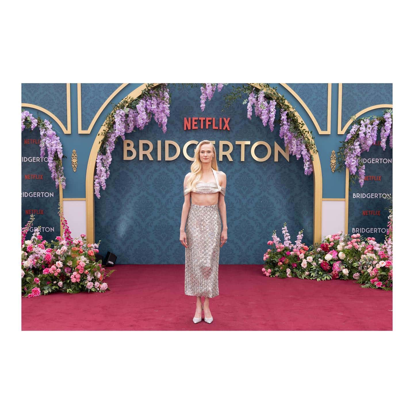 🪩 @jess_mads attends the @bridgertonnetflix premiere in London and reveals her fashion secrets to @bazaaruk 🪡  Bridgerton Season 3 Part 2 is streaming on @netflix now 🪩
.
.
.
📸 stillmoving/Netflix @stillsbyconnor 
 @jennedykennedy
 @bethany.j.long
️ @knightjosh
.
.
.